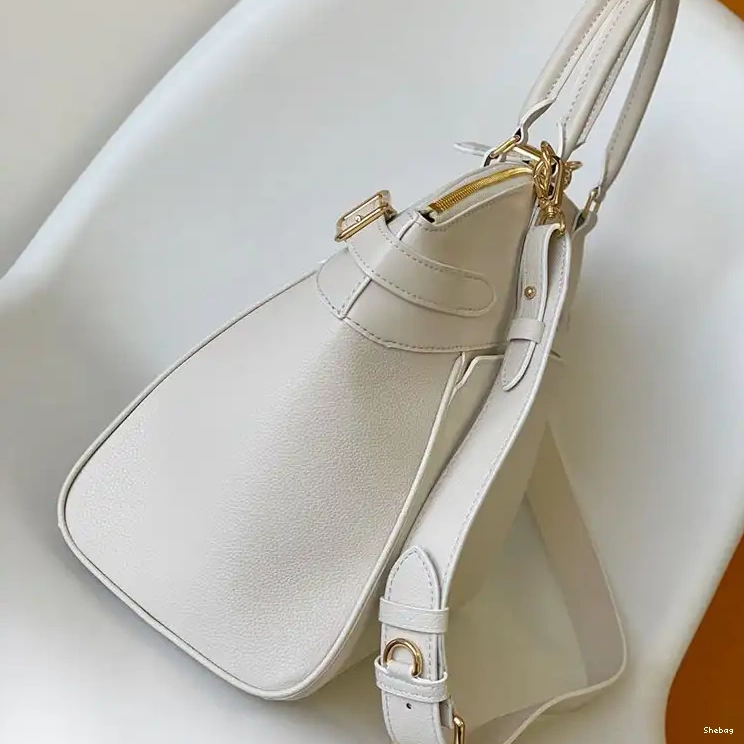 LV 2409YA0200 Bags 0731